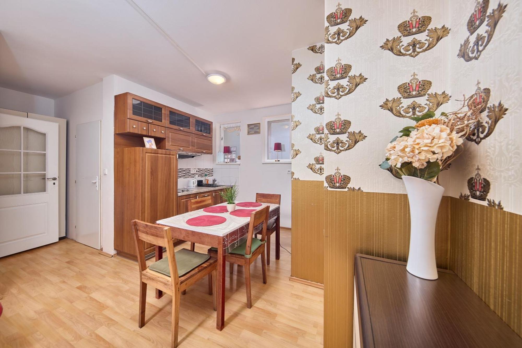 Apartment Sweet Pressburg